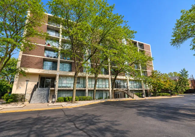 Photo 2 of Condo for sale at 1043 S York Rd #409, Bensenville, IL 60106 | MLS# 12759700 | Listing updated on 2026-09-21