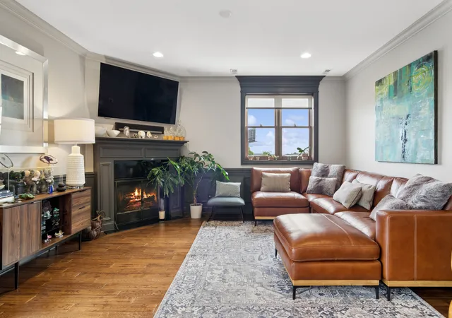 Photo 3 of Condo for sale at 3025 N California Ave #4SE, Chicago, IL 60618 | MLS# 12759707 | Listing updated on 2026-09-16