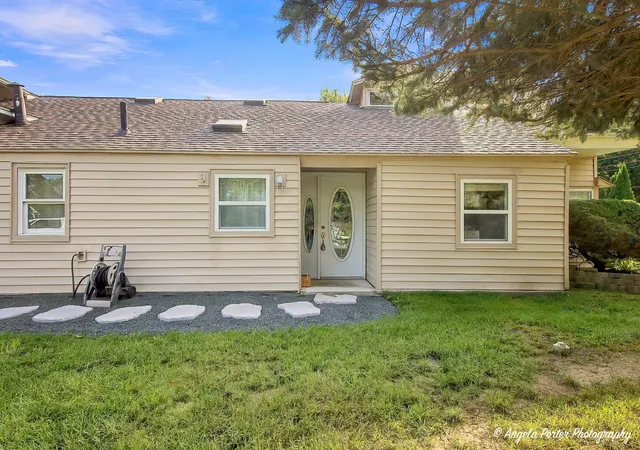 Photo 2 of Single family home for sale at 10238 W Wadsworth Rd, Beach Park, IL 60099 | MLS# 12759714 | Listing updated on 2026-09-22