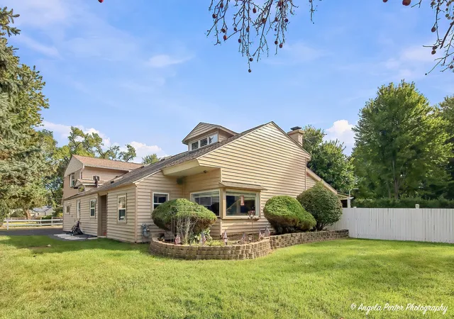 Photo 3 of Single family home for sale at 10238 W Wadsworth Rd, Beach Park, IL 60099 | MLS# 12759714 | Listing updated on 2026-09-22