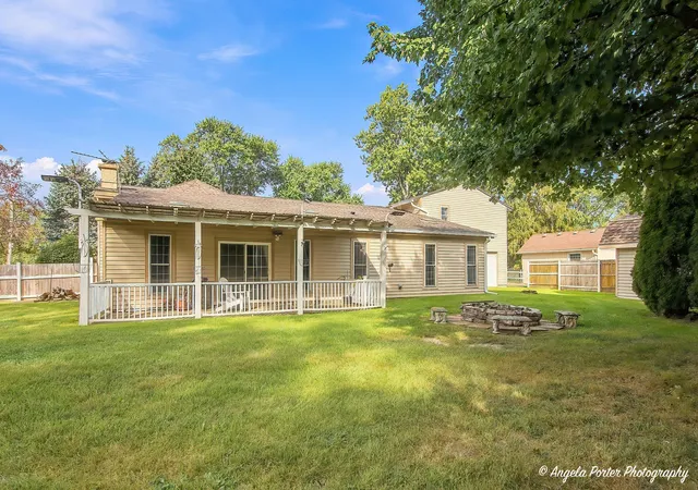 Photo 4 of Single family home for sale at 10238 W Wadsworth Rd, Beach Park, IL 60099 | MLS# 12759714 | Listing updated on 2026-09-22