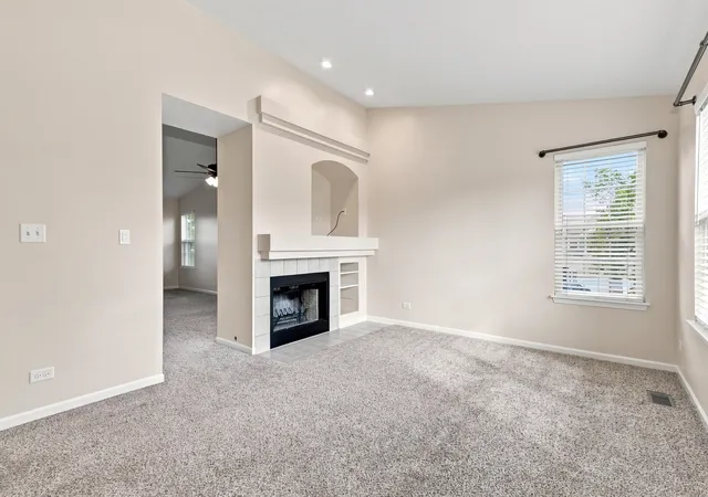 Photo 3 of Townhouse for sale at 903 Genesee Dr, Naperville, IL 60563 | MLS# 12759719 | Listing updated on 2026-10-01