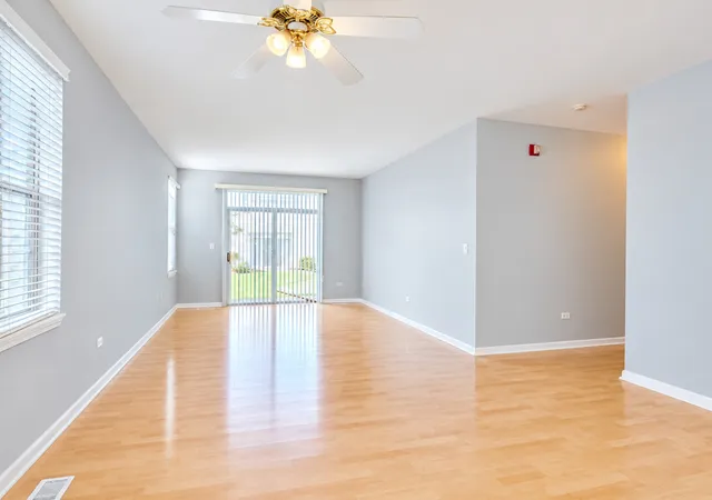 Photo 3 of Townhouse for sale at 805 Genesee Dr, Naperville, IL 60563 | MLS# 12759731 | Listing updated on 2026-10-07