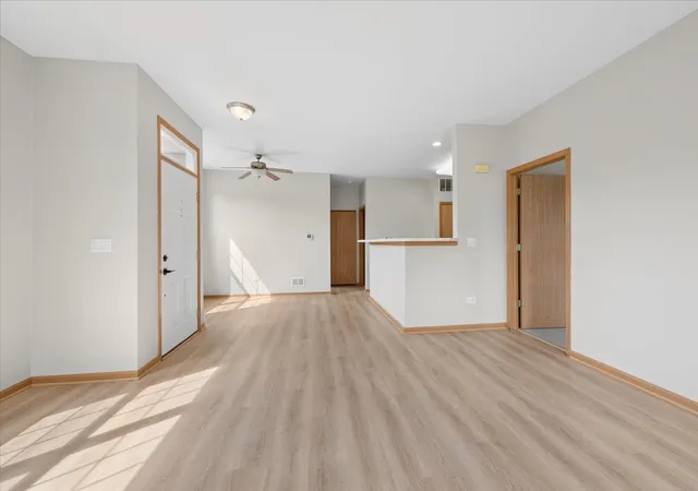 Photo 4 of Townhouse for sale at 21526 Wolf Lake Way #0, Crest Hill, IL 60403 | MLS# 12759778 | Listing updated on 2026-09-21