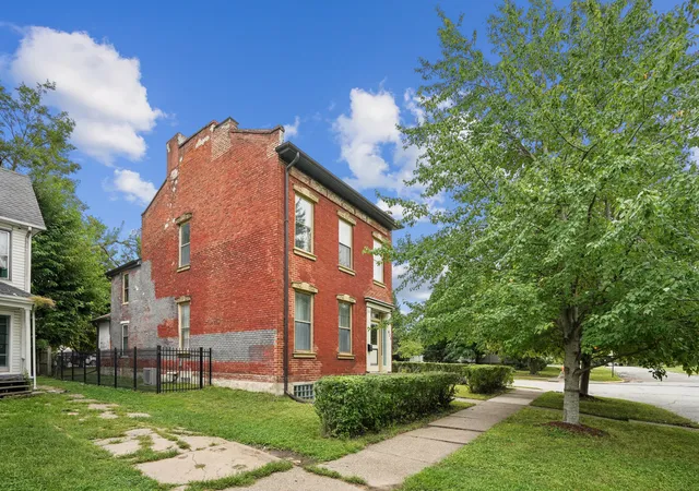 Photo 2 of Single family home for sale at 625 23rd Street, Rock Island, IL 61201 | MLS# 12759785 | Listing updated on 2026-10-04