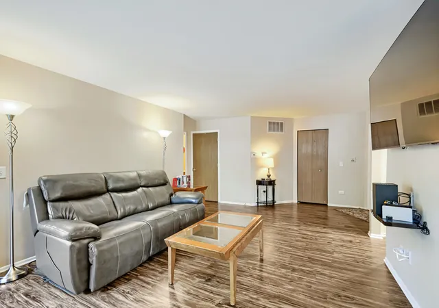 Photo 3 of Townhouse for sale at 75 Larch Ct #Z1, Schaumburg, IL 60193 | MLS# 12759797 | Listing updated on 2026-09-23