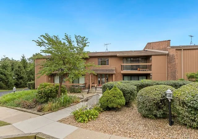 Condo for sale at 8090 Garfield Ave #3-1, Burr Ridge, IL 60527 | MLS# 12759802
