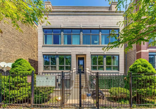 Photo 1 of Condo for sale at 1321 N Bosworth Ave #1S, Chicago, IL 60622 | MLS# 12759808 | Listing updated on 2026-10-08