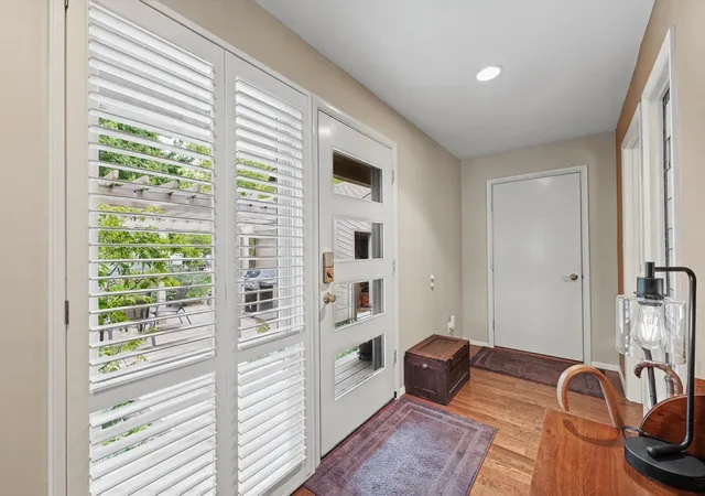 Photo 4 of Condo for sale at 2320 Briar Hl Dr #0, Champaign, IL 61822 | MLS# 12759847 | Listing updated on 2026-10-07