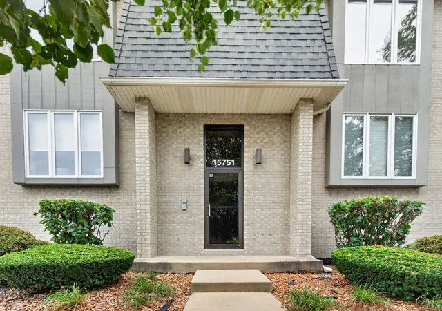 Photo 2 of Condo for sale at 15751 S Ravinia Ave #2N, Orland Park, IL 60462 | MLS# 12759854 | Listing updated on 2026-09-19