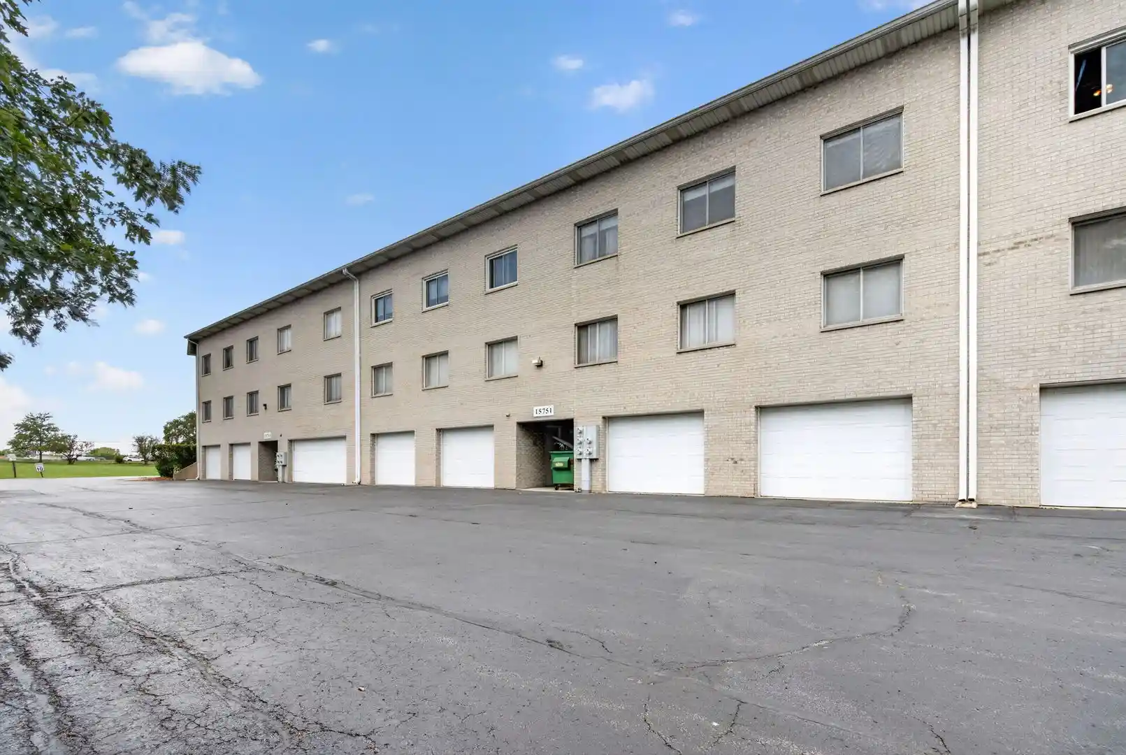Listing Photo 24 - Condo for sale in 15751 S Ravinia Ave located at 15751 S Ravinia Ave, Orland Park, IL 60462 - Unit #2N