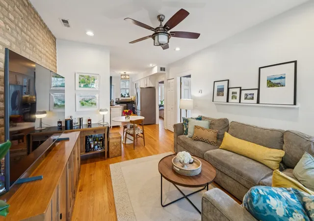 Photo 4 of Condo for sale at 3337 W Byron St #1, Chicago, IL 60618 | MLS# 12759860 | Listing updated on 2026-09-16