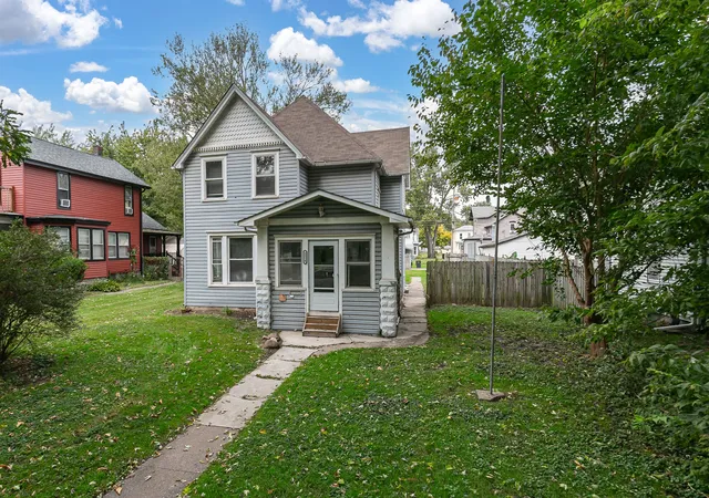 Photo 1 of Single family home for sale at 2214 W 2nd Street, Davenport, IA 52802 | MLS# 12759864 | Listing updated on 2026-10-20
