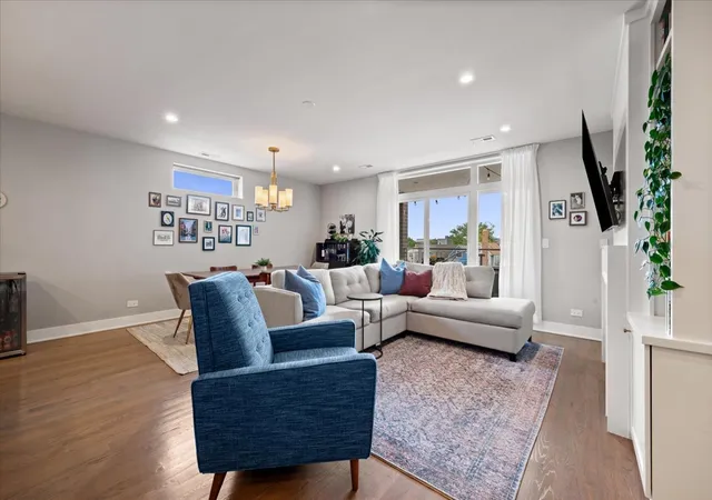 Photo 4 of Condo for sale at 2707 W Belmont Ave #3W, Chicago, IL 60618 | MLS# 12759893 | Listing updated on 2026-09-16