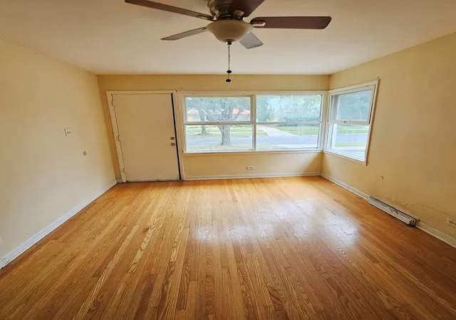 Photo 4 of Single family home for sale at 1444 Morris Ave, Berkeley, IL 60163 | MLS# 12759898 | Listing updated on 2026-10-05