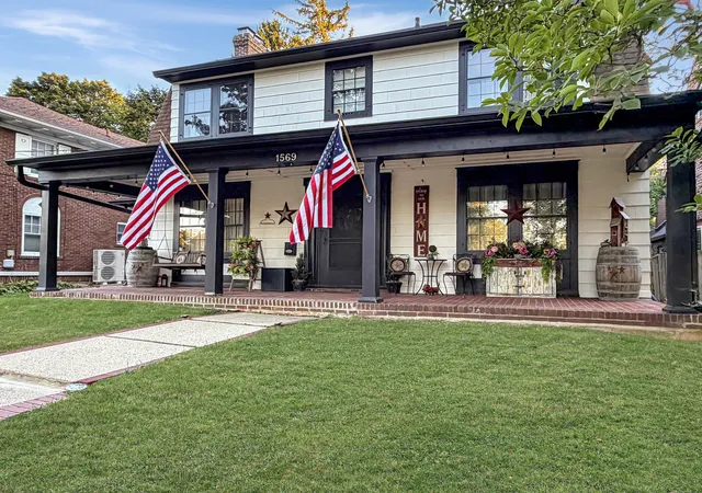 Single family home for sale at 1569 W Stephenson St, Freeport, IL 61032 | MLS# 12759906