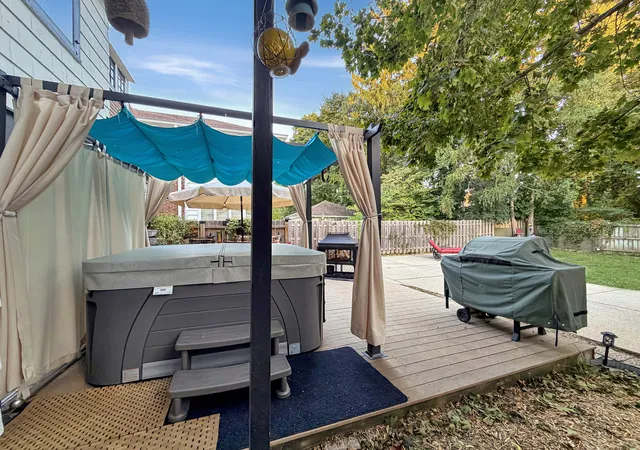 Photo 4 of Single family home for sale at 1569 W Stephenson St, Freeport, IL 61032 | MLS# 12759906 | Listing updated on 2026-09-23
