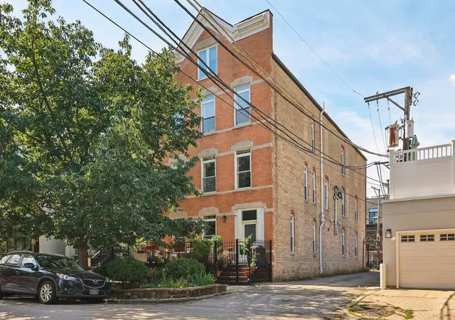 Condo for sale at 2228 N Hamilton Ave #2F, Chicago, IL 60647 | MLS# 12759911