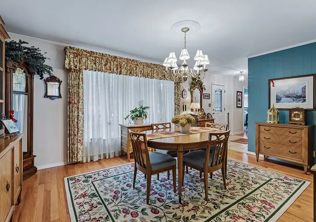 Photo 3 of Single family home for sale at 1006 Maitland Dr, Lockport, IL 60441 | MLS# 12759966 | Listing updated on 2026-09-17