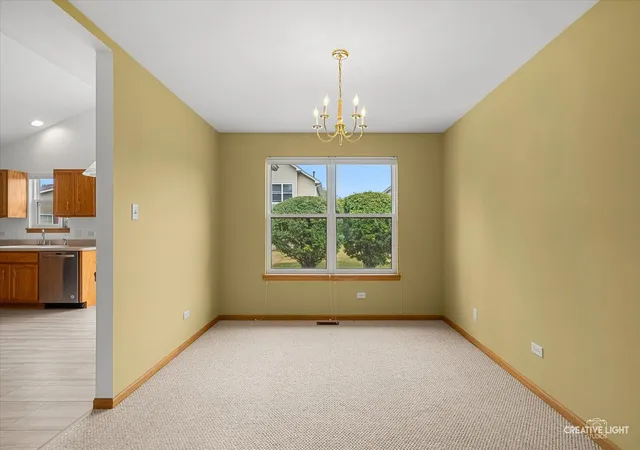 Photo 4 of Townhouse for sale at 1020 Duran Ct, Joliet, IL 60431 | MLS# 12759967 | Listing updated on 2026-09-23