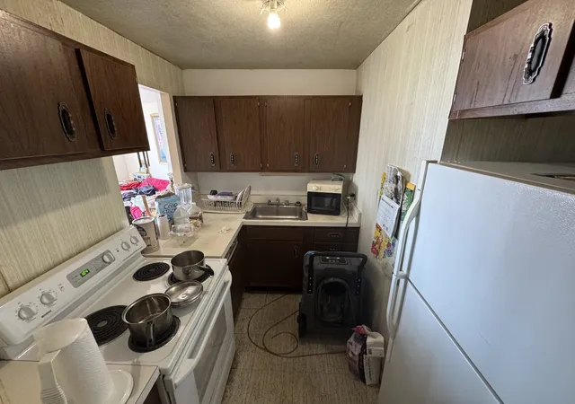 Photo 3 of Condo for sale at 5415 N Sheridan Rd #812, Chicago, IL 60640 | MLS# 12759976 | Listing updated on 2026-09-21