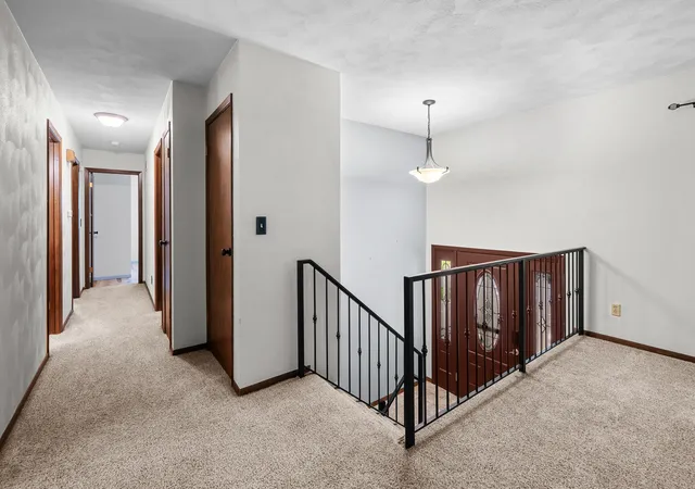 Photo 3 of Sale Pending at 456 Oakwood Pl, Geneseo, IL 61254 | MLS# 12759987 | Listing updated on 2026-09-28