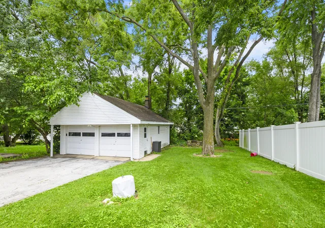 Photo 2 of Single family home for sale at 11132 Parker St, Mokena, IL 60448 | MLS# 12760035 | Listing updated on 2026-09-21