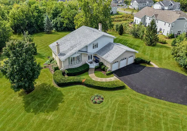 Photo 1 of Single family home for sale at 15433 W 163rd Street, Homer Glen, IL 60491 | MLS# 12760043 | Listing updated on 2026-09-29