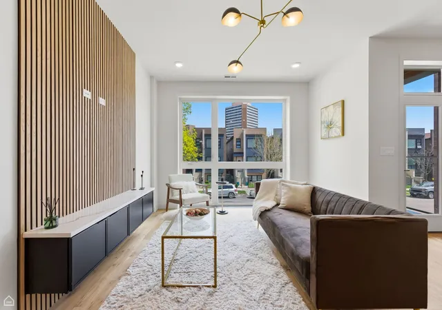 Photo 2 of Condo for sale at 4132 S Calumet Ave #201, Chicago, IL 60653 | MLS# 12760048 | Listing updated on 2026-09-24