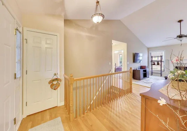 Photo 4 of Single family home for sale at 597 Turnbury Ct W, De Kalb, IL 60115 | MLS# 12760127 | Listing updated on 2026-10-02