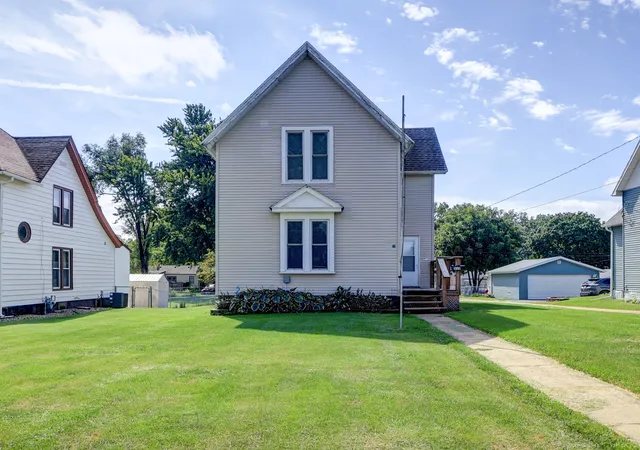 Photo 1 of Single family home for sale at 512 E 3rd Street, Rock Falls, IL 61071 | MLS# 12760134 | Listing updated on 2026-09-19