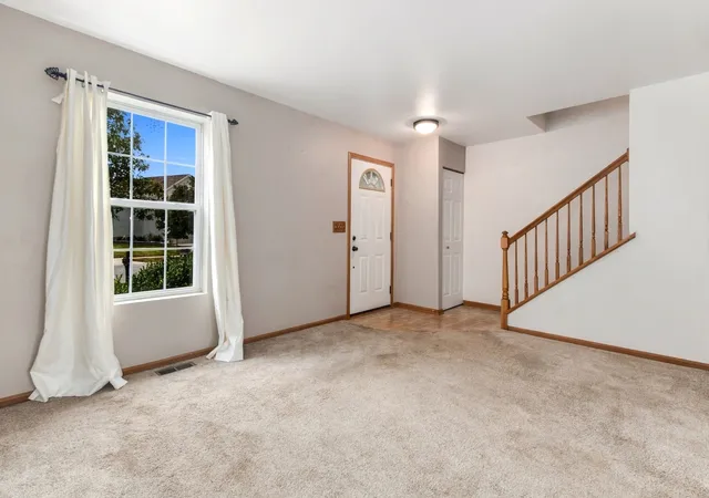 Photo 2 of Single family home for sale at 1628 Hawthorne Ridge Dr, Plainfield, IL 60586 | MLS# 12760142 | Listing updated on 2026-09-23
