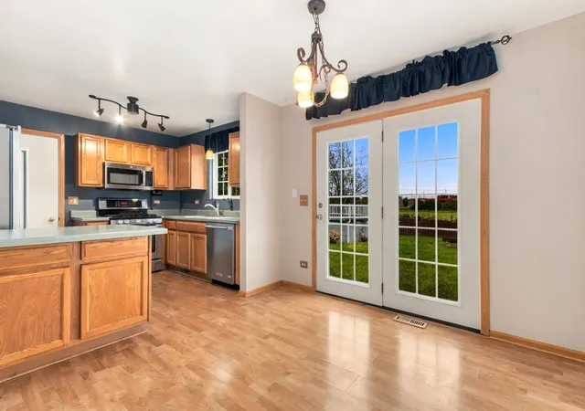 Photo 4 of Single family home for sale at 1628 Hawthorne Ridge Dr, Plainfield, IL 60586 | MLS# 12760142 | Listing updated on 2026-09-23