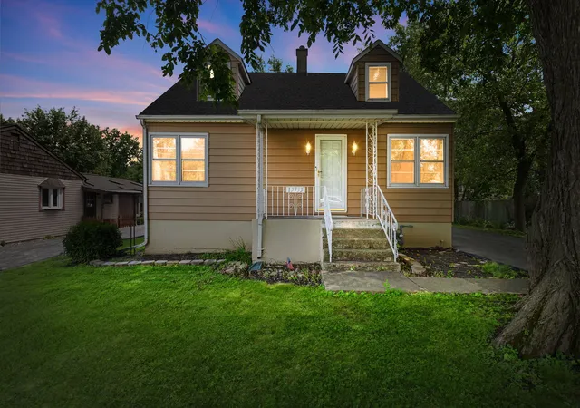 Single family home for sale at 15735 Lavergne Ave, Oak Forest, IL 60452 | MLS# 12760155