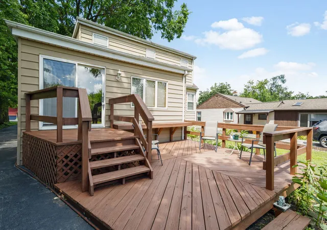 Photo 3 of Single family home for sale at 15735 Lavergne Ave, Oak Forest, IL 60452 | MLS# 12760155 | Listing updated on 2026-09-23