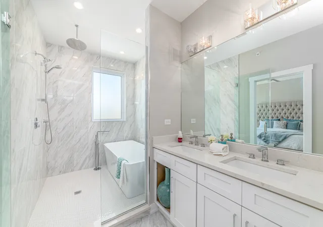 Photo 4 of Single family home for sale at 349 E 43rd Street, Chicago, IL 60653 | MLS# 12760162 | Listing updated on 2026-09-21