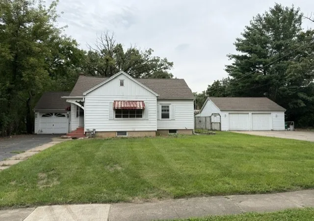 Photo 1 of Single family home for sale at 3904 Grove Ave, Mc Henry, IL 60050 | MLS# 12760187 | Listing updated on 2026-09-17