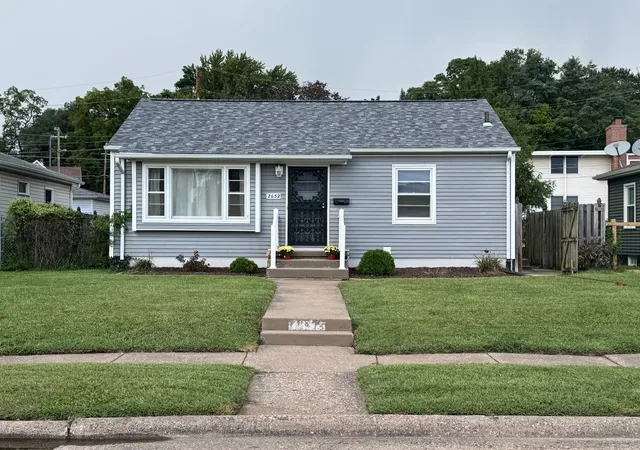 Single family home for sale at 2652 Whitewood Ave, Davenport, IA 52802 | MLS# 12760191