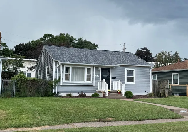 Photo 1 of Single family home for sale at 2652 Whitewood Ave, Davenport, IA 52802 | MLS# 12760191 | Listing updated on 2026-10-20
