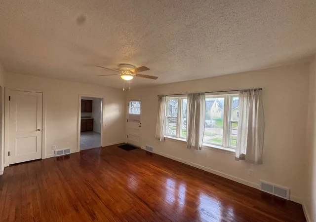 Photo 4 of Single family home for sale at 2652 Whitewood Ave, Davenport, IA 52802 | MLS# 12760191 | Listing updated on 2026-10-20