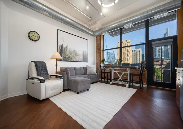 Photo 2 of Condo for sale at 1601 S Michigan Ave #505, Chicago, IL 60616 | MLS# 12760199 | Listing updated on 2026-09-21