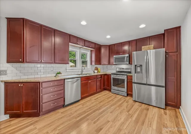 Photo 2 of Single family home for sale at 279 S Aldine St, Elgin, IL 60123 | MLS# 12760218 | Listing updated on 2026-10-10