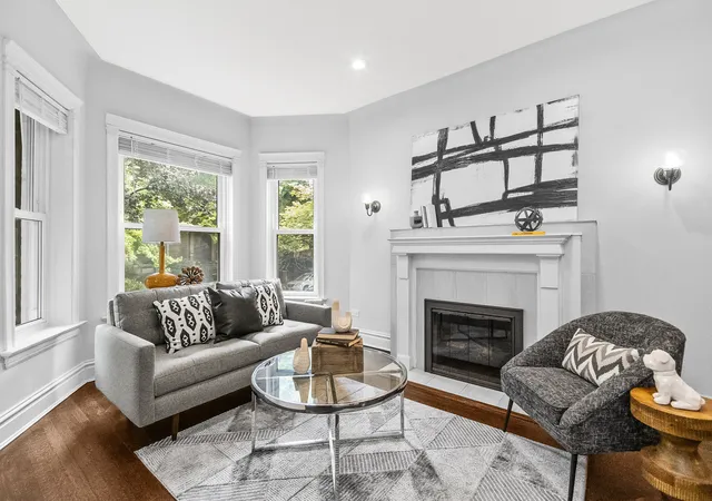 Photo 1 of Condo for sale at 847 W Roscoe St #1, Chicago, IL 60657 | MLS# 12760221 | Listing updated on 2026-09-16
