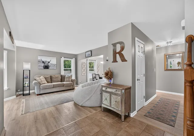 Photo 2 of Single family home for sale at 1455 Iris Ave, Carol Stream, IL 60188 | MLS# 12760255 | Listing updated on 2026-09-24