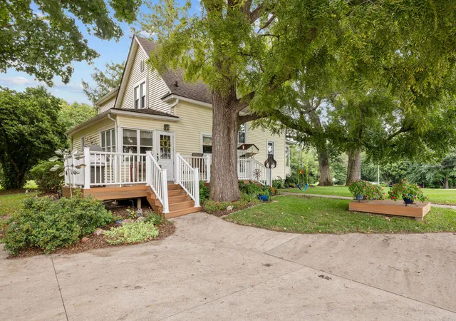 Photo 1 of Single family home for sale at 715 12th Street, Rapids City, IL 61275 | MLS# 12760282 | Listing updated on 2026-10-02