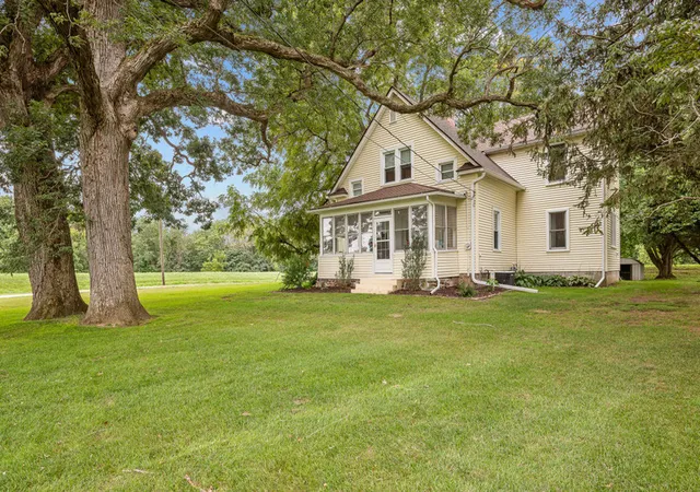 Photo 2 of Single family home for sale at 715 12th Street, Rapids City, IL 61275 | MLS# 12760282 | Listing updated on 2026-10-02