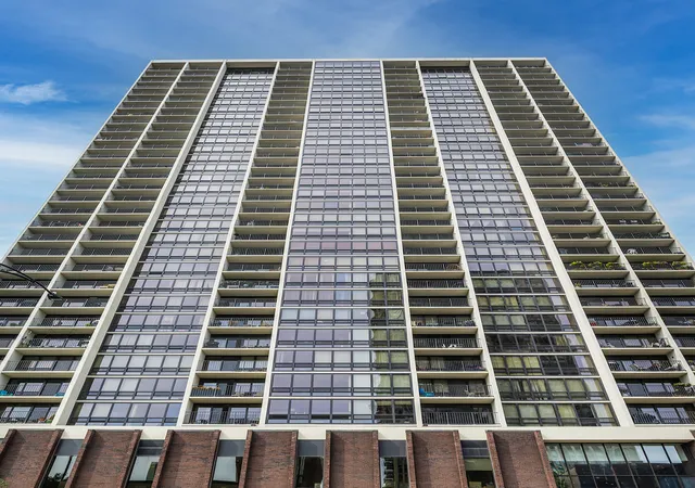 Condo for sale at 1636 N Wells St #1606, Chicago, IL 60614 | MLS# 12760300