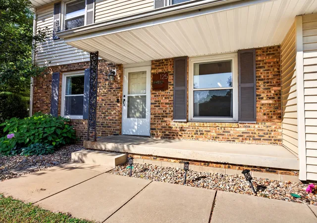 Photo 2 of Single family home for sale at 125 S Orr Dr, Normal, IL 61761 | MLS# 12760302 | Listing updated on 2026-09-24