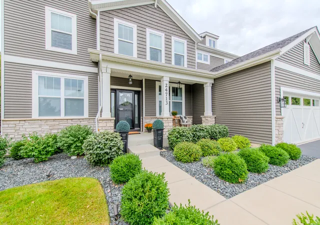 Photo 3 of Single family home for sale at 24713 Sleepy Holw Ln, Plainfield, IL 60586 | MLS# 12760304 | Listing updated on 2026-09-23