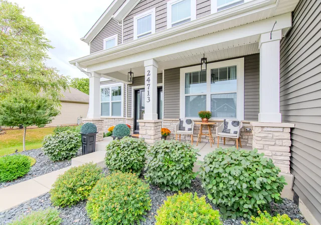 Photo 4 of Single family home for sale at 24713 Sleepy Holw Ln, Plainfield, IL 60586 | MLS# 12760304 | Listing updated on 2026-09-23